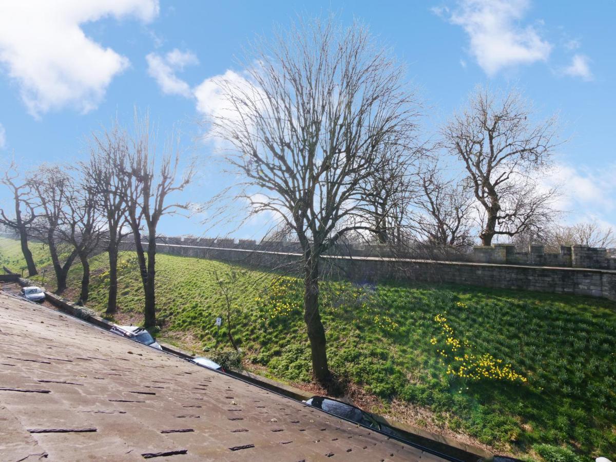 Bar Wall Cottage-City Wall Views-Sleeps 5 York Exteriér fotografie