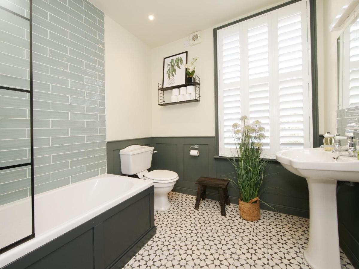 Bar Wall Cottage-City Wall Views-Sleeps 5 York Exteriér fotografie